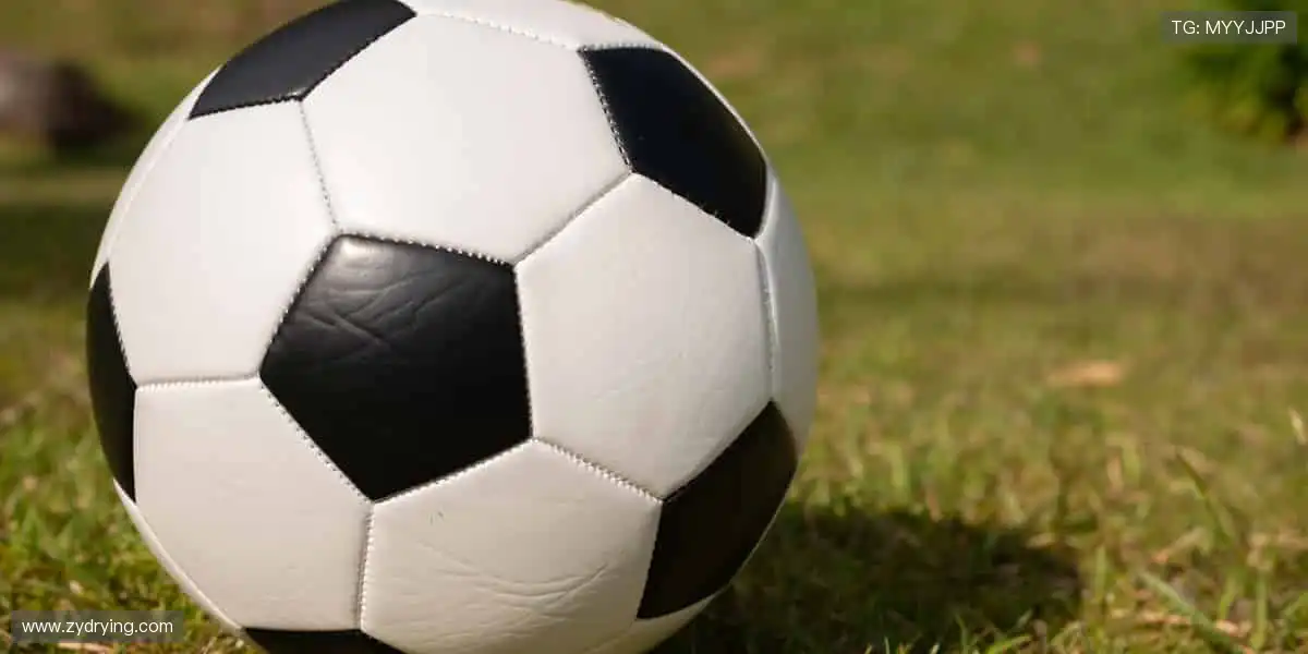 👕球迷专属,个性定制!每一件周边,都是热爱的勋章🎁